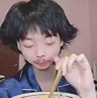 Video sticker 🥟 Final menos inicial :: @fStikBot