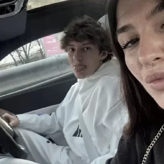 Video sticker 🤩 @pixperi