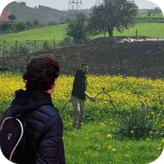 Video sticker 🏞 العيال و الشلة