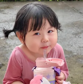 Sticker 😗 bocilll