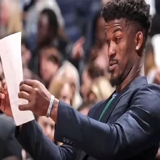 Telegram sticker 💔 Больше стиков тут: @stikery4