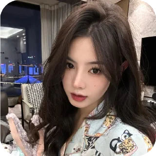 Telegram sticker 💇 Daisy 小鱼 - https://x.com/vvxiaoyu8888