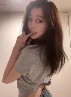 Video sticker 💅 k-gifs :: @fStikBot