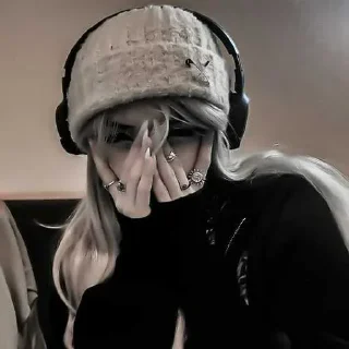 Video sticker 😒 Больше стиков тут: @stikery4