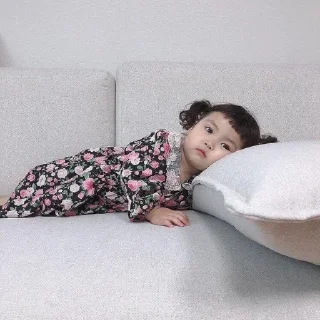 Video sticker 🦋 CH : @zzzzbb