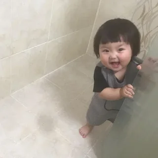 Telegram stiker 🦋 CH : @zzzzbb