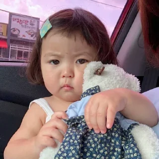 Telegram stiker 🦋 CH : @zzzzbb