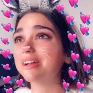 Video sticker 🐰 Dua Lipa Reacts by @DUALIPABR