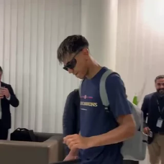 Video sticker 🪢 ˛𝗦𝘁𝗶𝗰𝗸𝗲𝗿 𝗰𝗵𝗮𝗻𝗻𝗲𝗹 @NKNNN | @YGFbot