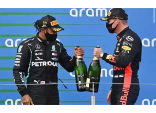 Video sticker 🍻 Racing Chat