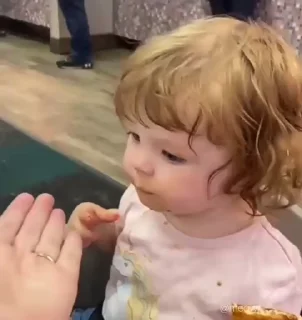 Video sticker 🙂 Parinaz