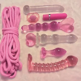 Sticker 🖤 ᅠᅠ【ᴠᴜʟɢᴀʀ sᴛɪᴄᴋᴇʀs✔️】