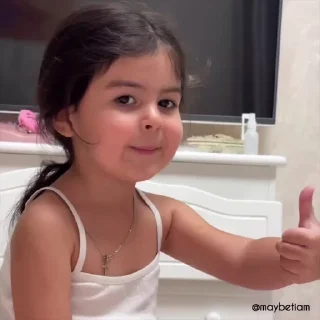 Video sticker 🦕 Golu molu bachi~