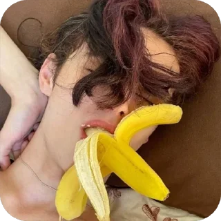 Video sticker 🍌 Юра даун