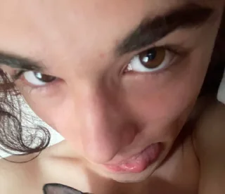 Sticker ☺️ Юра даун