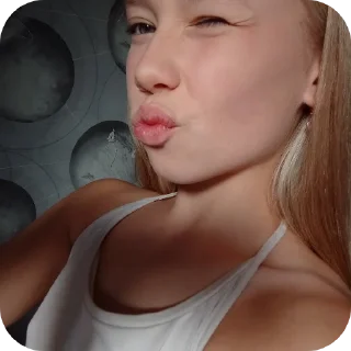 Telegram sticker 💇 эммуля ➡️ @Ctikerubot