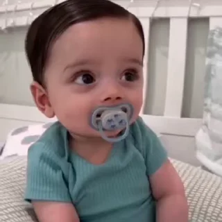 Video sticker 🤩 Ibbu pookie :: @fStikBot