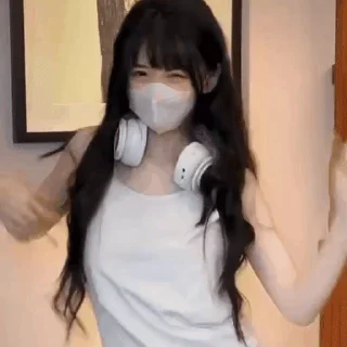 Sticker 😇 永远的绘画 @huihuashi)