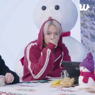 Video sticker 🫗 ◟‌‌‌‌‌‌‌‌‌  r𝖺s𝗉𝖻𝖾rr𝗒    ᎓‌  @DewPack  ◞