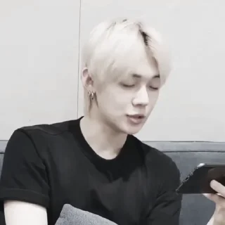 Video sticker ⚔ ㅤㅤyj @saturichannel