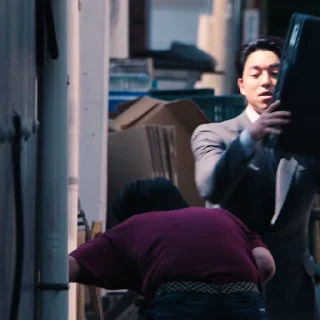 Video sticker 👊 𝕿𝖍𝖊 𝕾𝖆𝖑𝖊𝖘𝖒𝖆𝖓 🎟️: @StickioHub