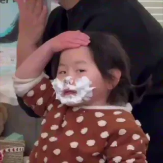 Video sticker 🥰 🍳摇一摇小肉包 @yaoyiyaoxiaokeai