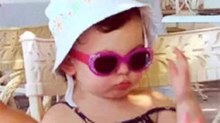 Video sticker 😎 👶 @HajiHaQ 👈😍عضو شو