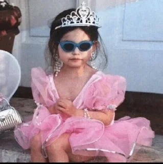 Sticker 💜 رغد ك م  @RGHHIV — @stckrRobot