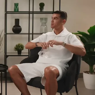Video sticker 🐐 ২ Cristiano Ronaldo ⌈@iStickerLand⌋