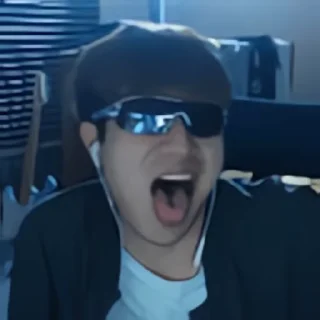 Video sticker 👻 또 돌아온 랄로콘 @DCConSticker