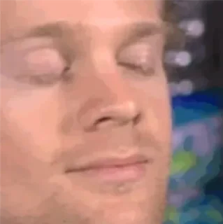 Телеграм стикер 😴 LOL