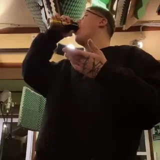 Video sticker 🕺 цэмэнэ :: @fStikBot