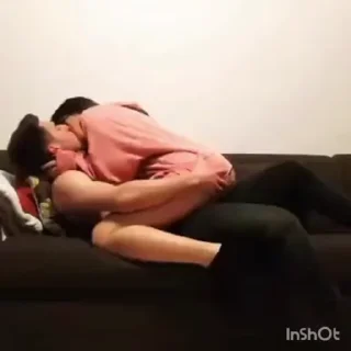 Video sticker ❤️ 𝗟𝗼𝘃𝗲 𝗮𝗻𝗱 𝗛𝗼𝘁 :: @fStikBot