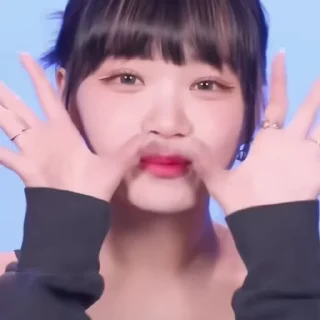 Video sticker 🚦 chaewon % @frmicop :: @fStikBot