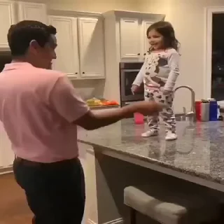 Video sticker 😂 - @DZzD5 .