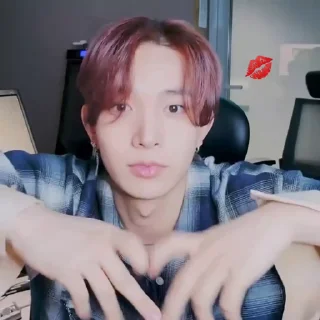 Video sticker 🍒 favs :: rukinha % 🦇