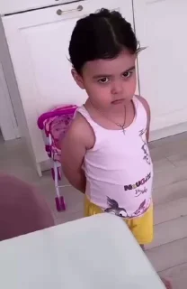 Video sticker 🌟 Addams2