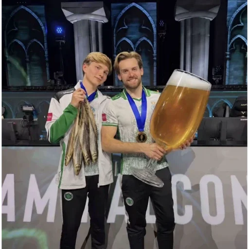 Telegram sticker 🍻 PRIMECONS 💚🖤 @karrig0at