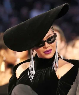 Telegram sticker 😏 Bey