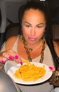 Video sticker 🍟 l’or e napl