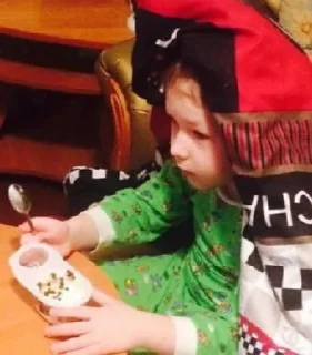 Video sticker 🤑 даня докс @sozdat_stikery_bot