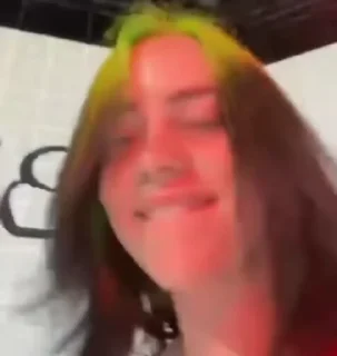 Video sticker 😊 - ᗷY @ahMshY 𓉮 . billie eilish