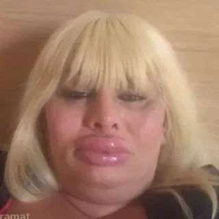 Video sticker 😑 elenoire’s reactions