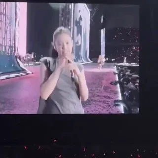 Video sticker 🖤 bp tour 2025 @siIiann
