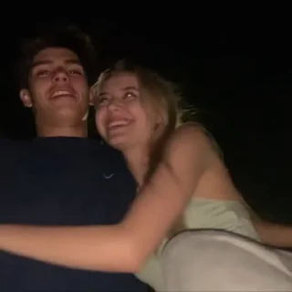 Video sticker 🫀 @Hot_Couples_gifs_sticker .... :: @fStikBot