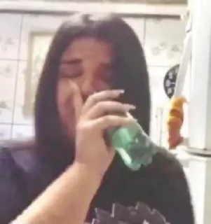 Video sticker 😢 arrazos • @mariquinha