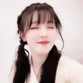 Video sticker 😊 被，song yuqi 、@convolving 。