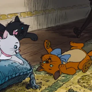 Video sticker 🎨 𝑨𝒓𝒊𝒔𝒕𝒐𝒄𝒂𝒕𝒔, @Utekiga.