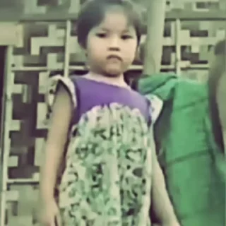 Video sticker 🙄 ဒေဝီ မှုပိုင်