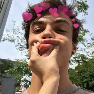 Video sticker 😐 Baby